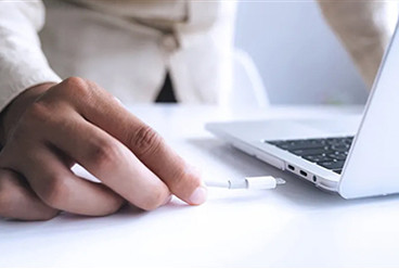 kasus perusahaan terbaru tentang Solusi PoE Pengisian Daya Perangkat Seluler USB-C